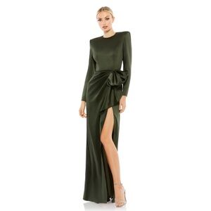 Mac Duggal LONG SLEEVE STRUCTURED BOW DRAPED GOWN
